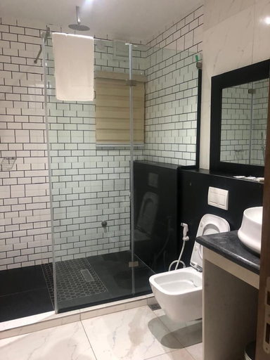Bathroom 3, Crownsville Hotel - Airport Road, Ikwerre