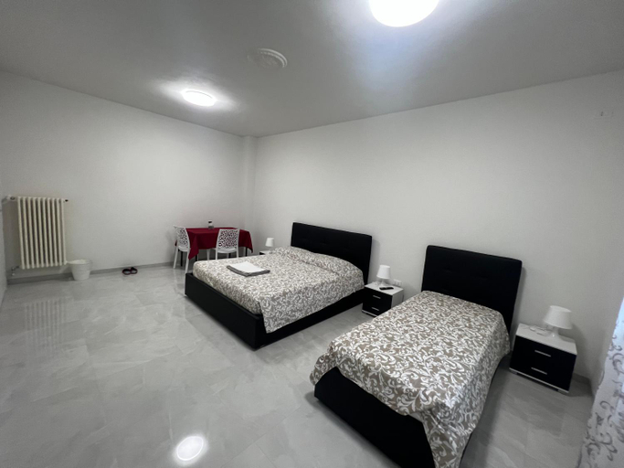 Others 3, Casa Roma rooms&apartments, Padua