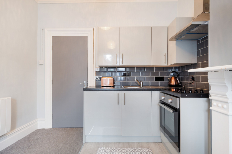 Dining Room 5, Lovely Studio in Bristol, Bristol