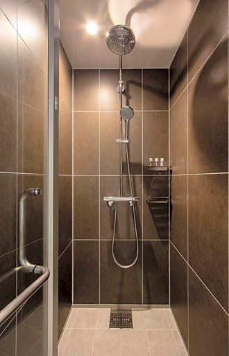 Bathroom 5