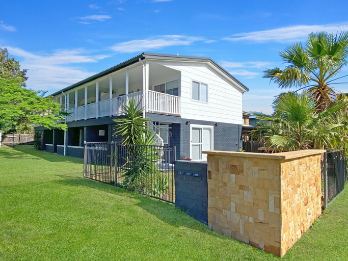 Exterior view 5, Shoal Bay Beach House One, Port Stephens