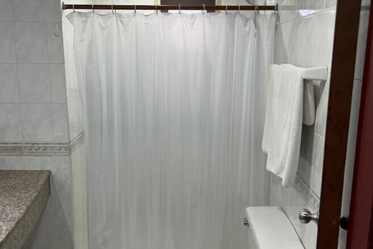 Bathroom 26