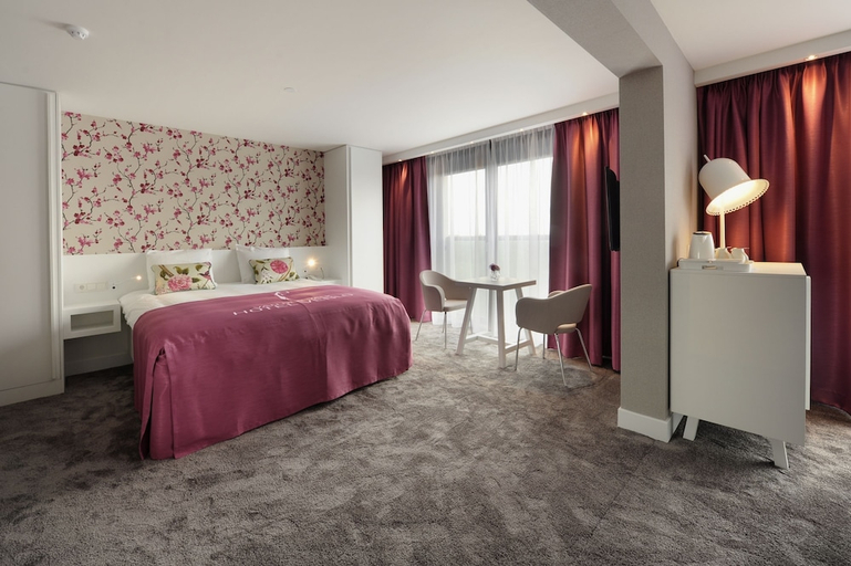 Bedroom 2, Hotel Venlo, Venlo
