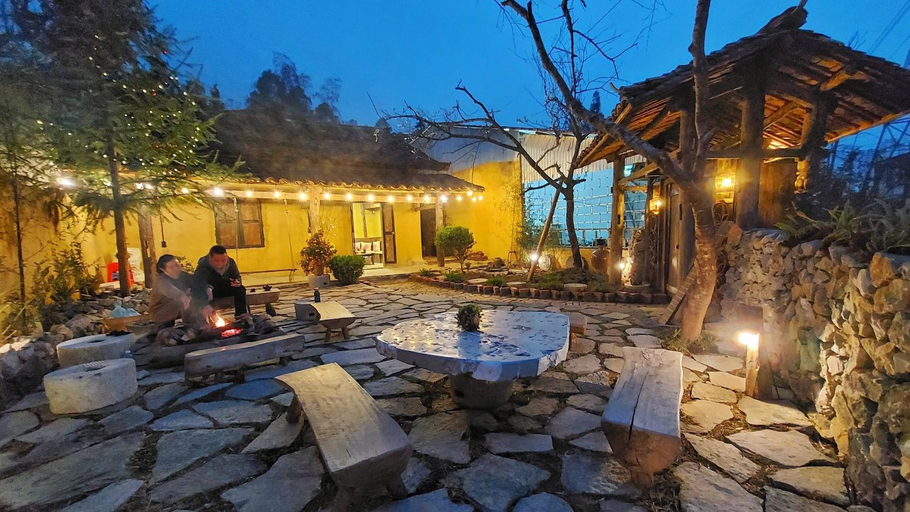 Others 4, Khoi Home, Đồng Văn