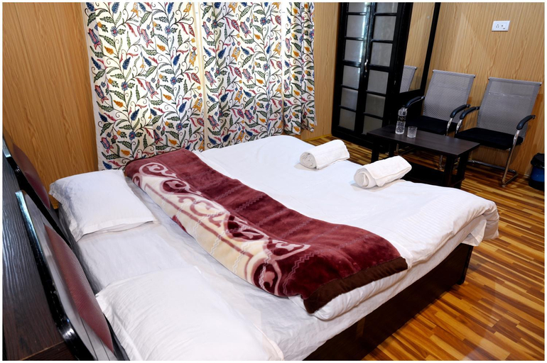 Others 4, White House Cottage, Anantnag