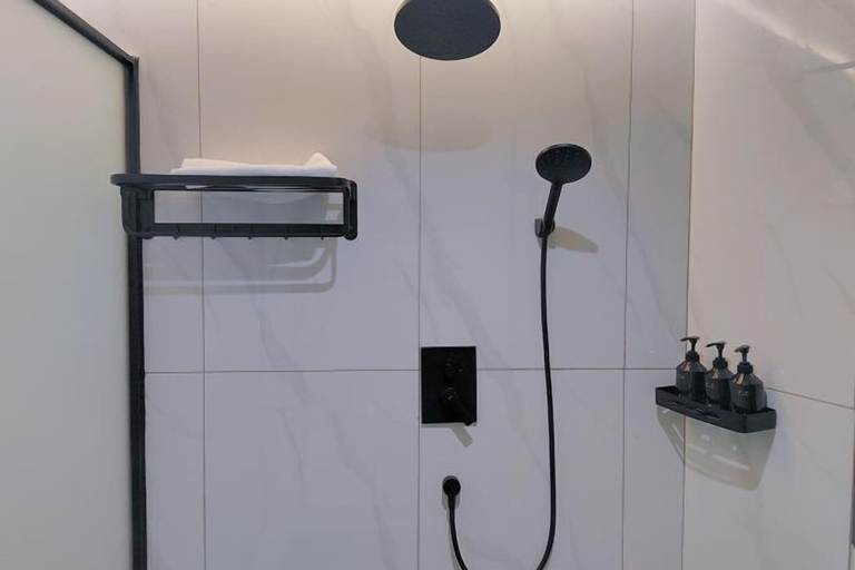 Bathroom 4, Mountain and Courtyard Homestay, Hengyang