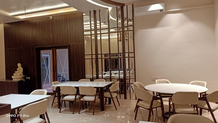 Food & Drinks 5, FLAMINGO CLUB & RESORT, UNA GUJARAT, 3KM AWAY FROM DIU CHECKPOST, Junagadh
