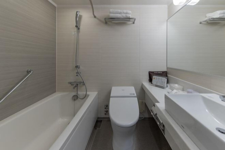 Bathroom 3