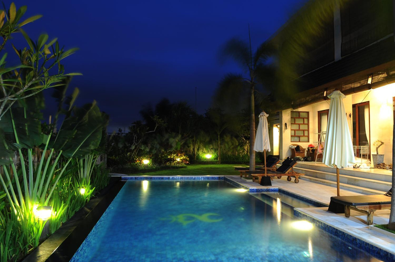Others 4, Villa DiKebun, Badung