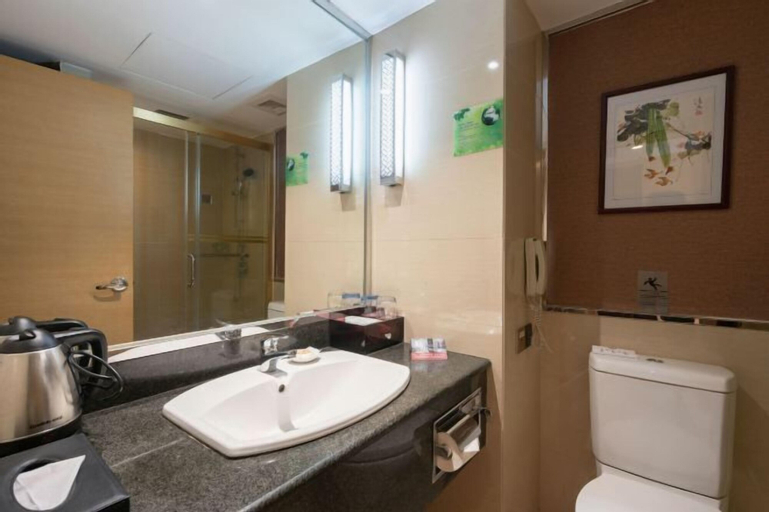 Bathroom 9