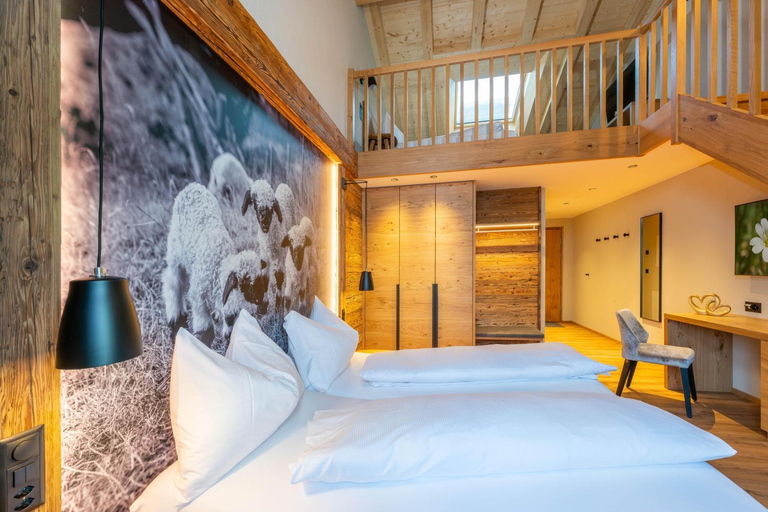 Others 4, Mountain Lodge, Visp
