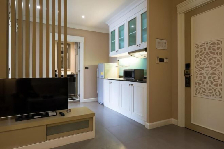 Dining Room 18