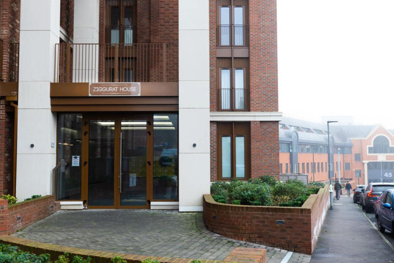 Exterior & Views, Grosvenor Oasis in St Albans, Hertfordshire