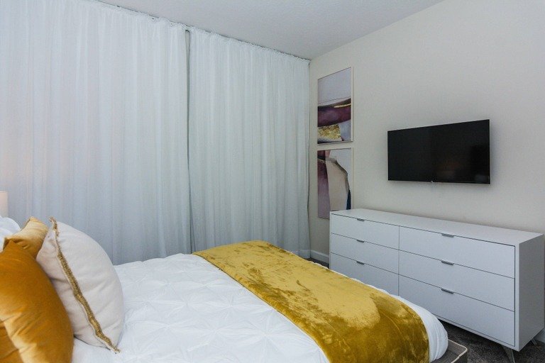 Bedroom 5, Modern Single Home - Pool and Game Room, Osceola