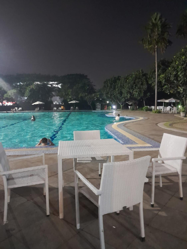 Swimming Pool 3