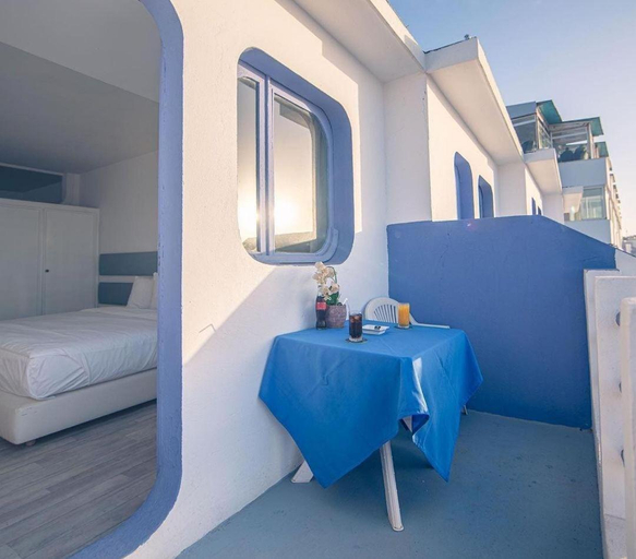 Bedroom, Hotel Tropicana, Casablanca