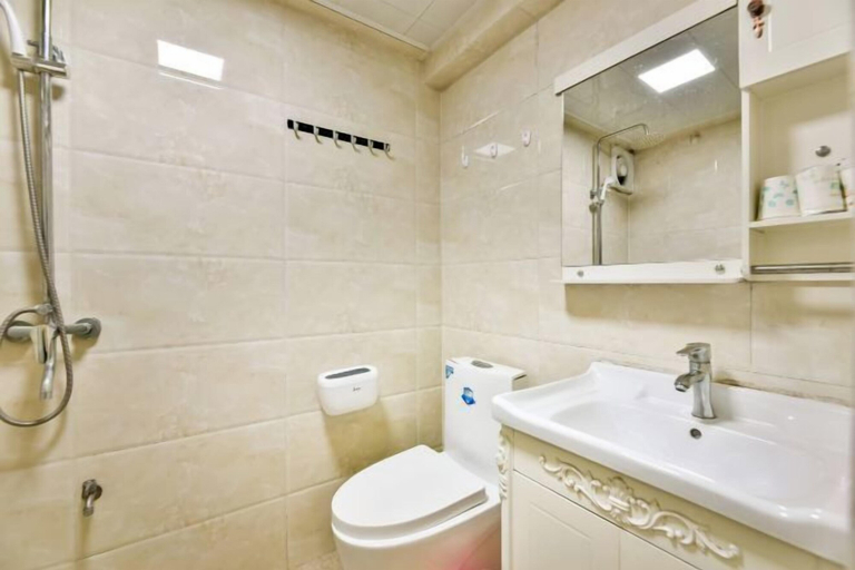 Bathroom 4, Chenxi Hotel Apartment, Nanning