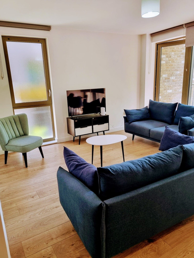 Others 5, Stunning 2-bed Apartment in London, London
