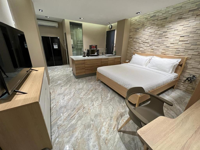 Bedroom 18