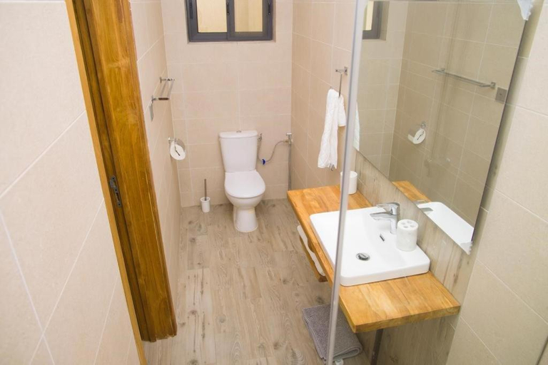 Others 3, Habia Residence, Grand-Popo