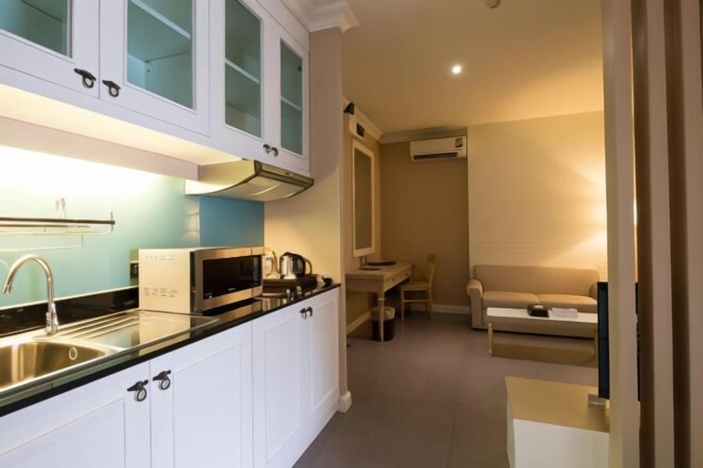 Dining Room 14