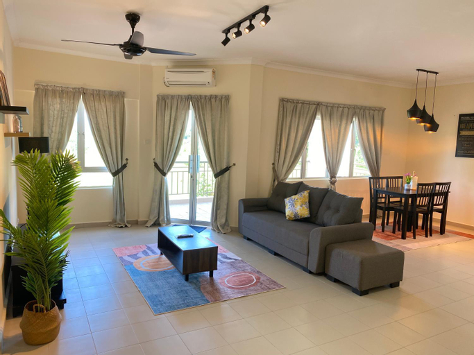 Others 4, Desaru Beach Family Suite VIP 5GWifi NetFlix D0308, Kota Tinggi