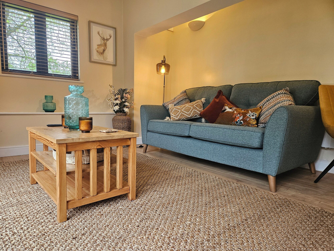 Living area 2, Lily's Cottage Suffolk Sleeps 2 With Pets, Suffolk