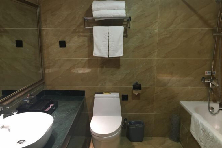 Bathroom 4, Suopurui International Hotel, Luohe
