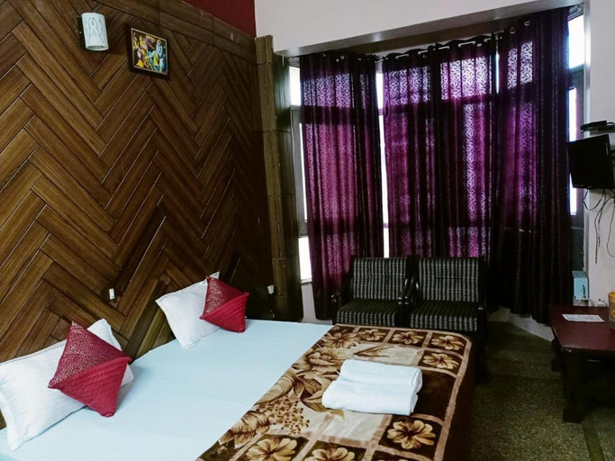 Others 4, Hotel Marwari niwas , Hardwar