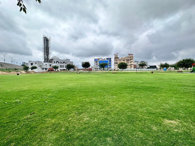 Others 5, Motorway Majesty Suites, Islamabad