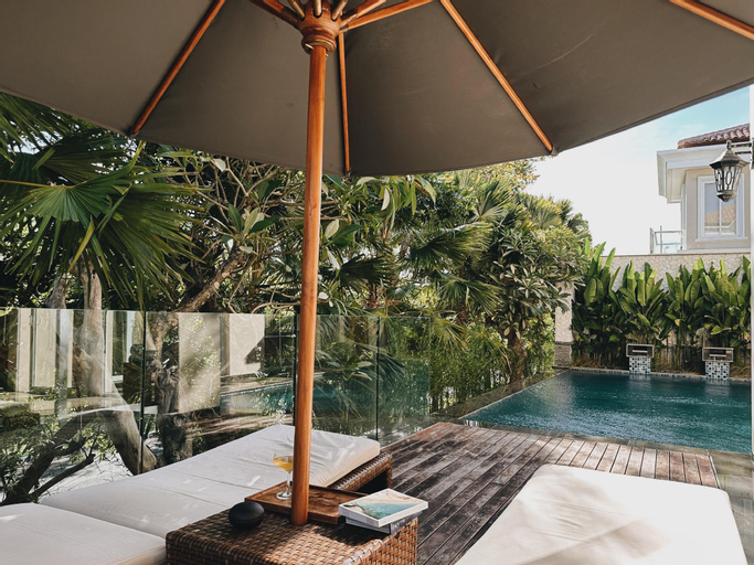 Swimming Pool 4