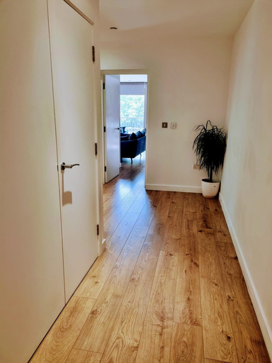 Others 4, Stunning 2-bed Apartment in London, London