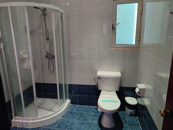 Bathroom 5, SC Club Village