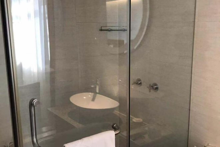 Bathroom 4, Jinyuwan Hotel, Dalian