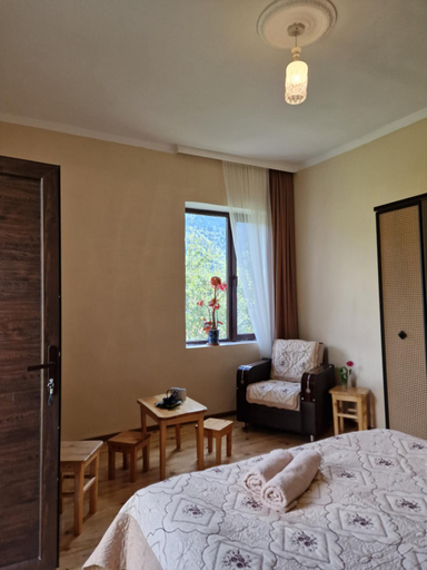 Others 5, Bela's Guesthouse, Mestia