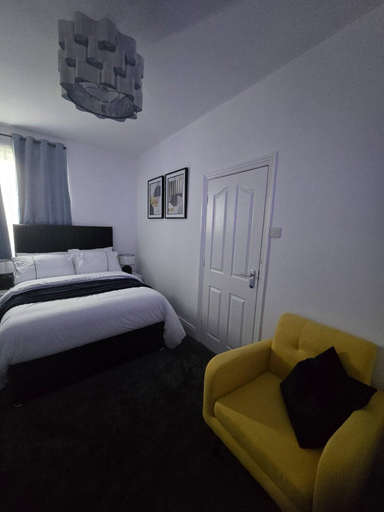 Bedroom 2, Seaside Retreat on Fleet Street, Blackpool