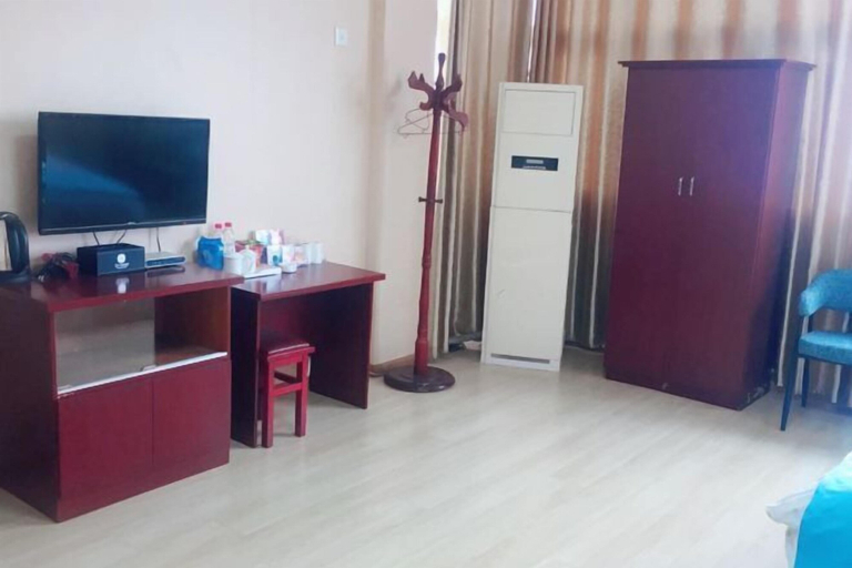 Bedroom, Taohuanyuan Hotel, Anqing