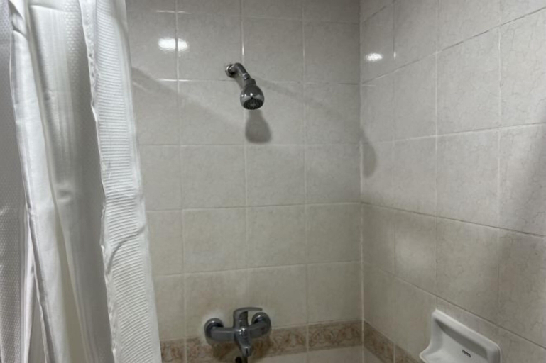 Bathroom 25
