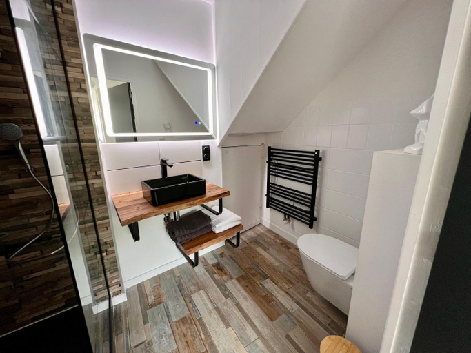 Bathroom 4, LoveRoom by Gîtes d'Armor, Côtes-d'Armor