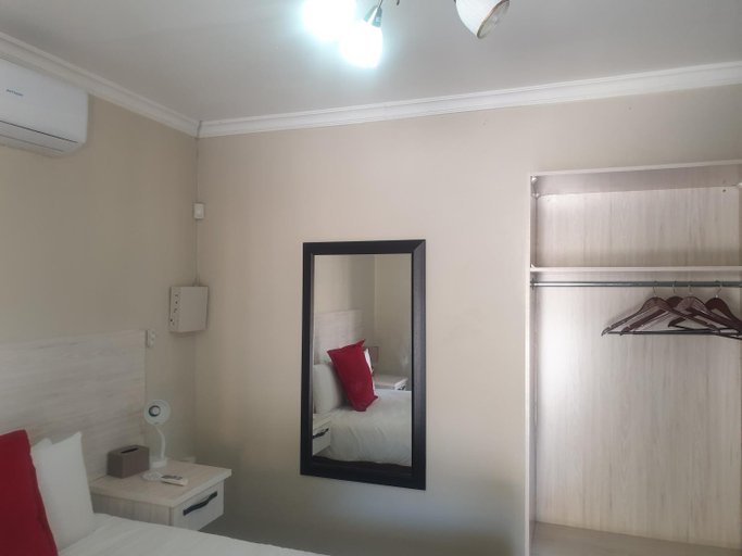 Bedroom 2, Staymorr Boutique Guest House, Ngamiland East