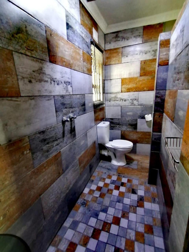 Bathroom 2, Peace Cottages Uvongo., Ugu