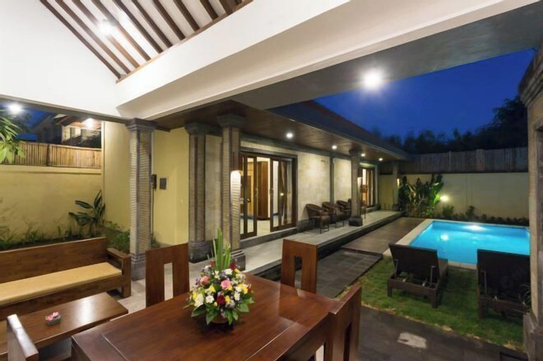 Swimming Pool 12