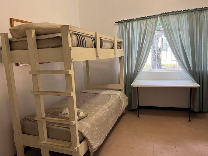 Bedroom 3, La’ Dukes Resort, Ehlanzeni