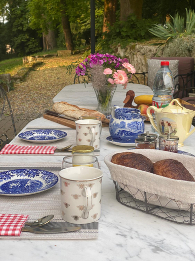 Food & Drinks 5, Chateau de Gouyas, Dordogne