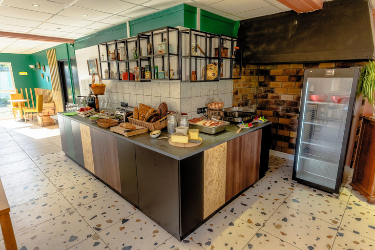 Food & Drinks 5, Greet Hotel Montbeliard, Doubs