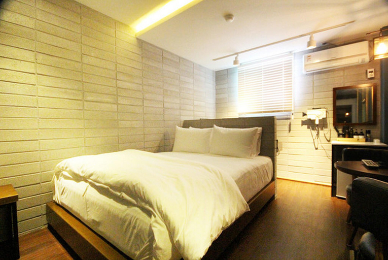 Bedroom 4, Daegu Airport Boing Hotel, Dong