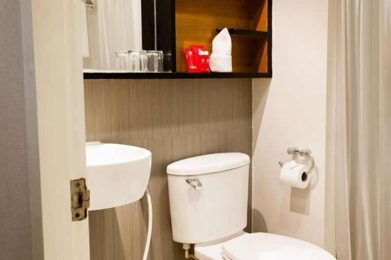 Bathroom 5