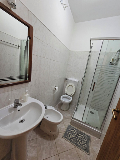Bathroom 5, Caponi Bros, Venezia