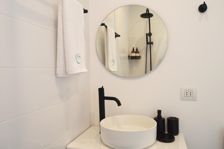 Bathroom, Nature Cabin