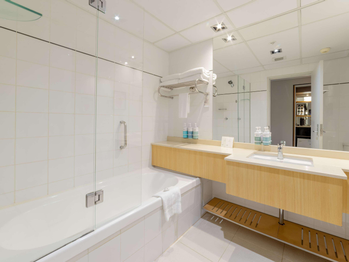 Bathroom 8